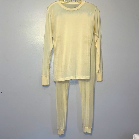 100% Genuine Silk Machine Washable Cream Long Sleeve Two Piece Pajama Set - Picture 2 of 16